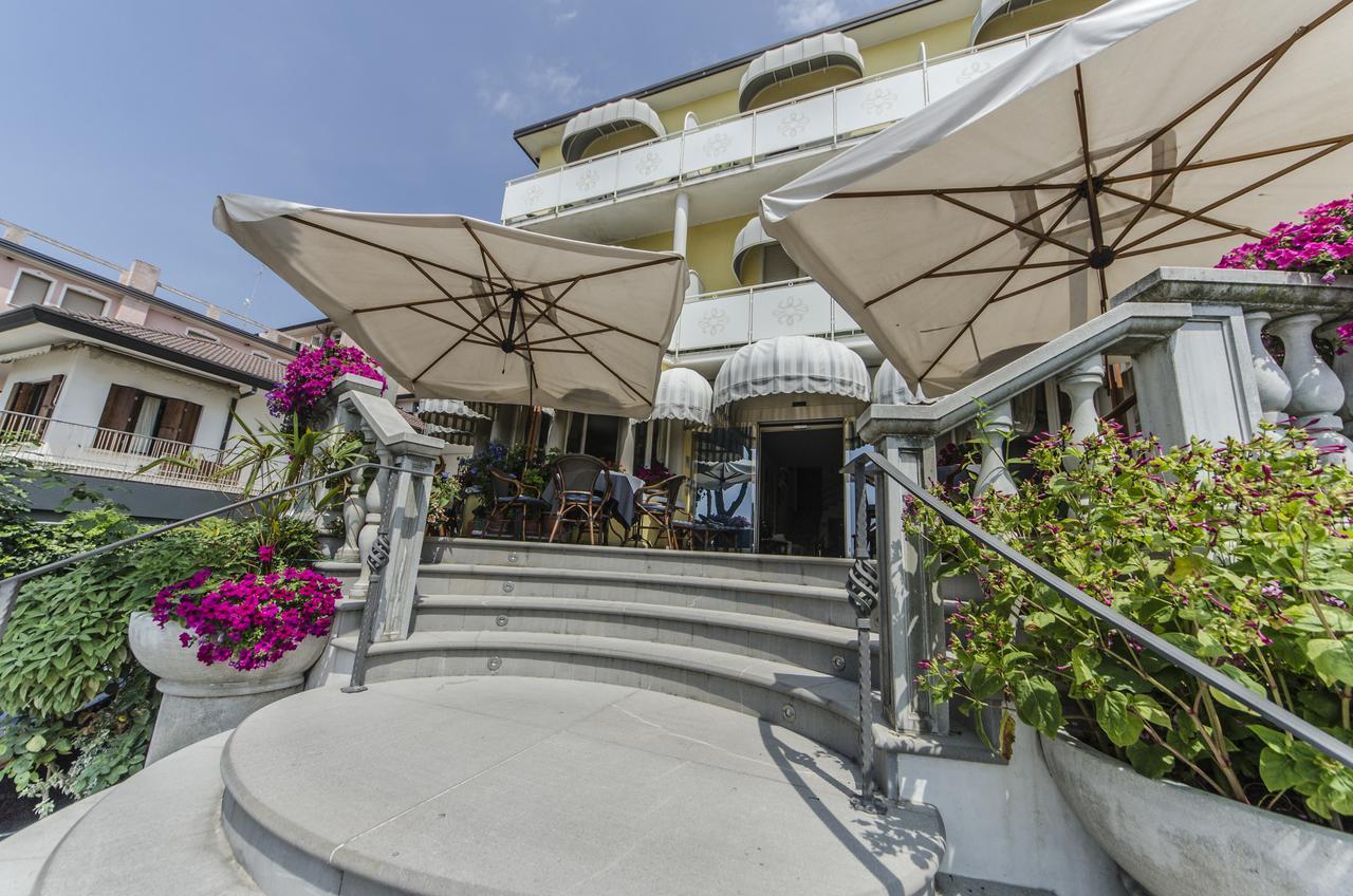 Hotel Le Lampare Каорле Экстерьер фото